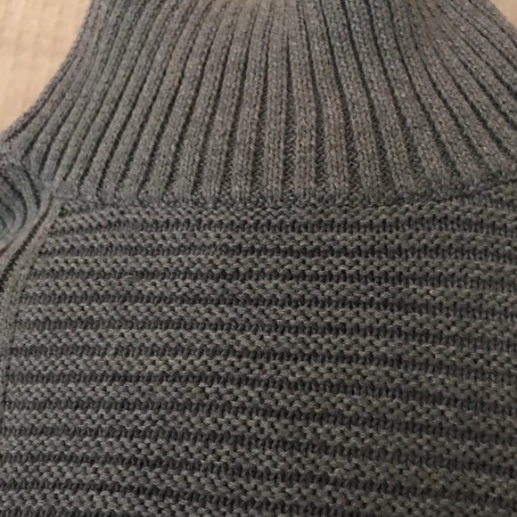 Sweater - Picture 2 of 5